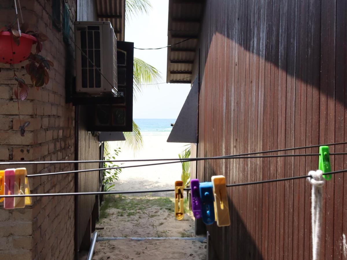 Bushman Tioman Hotel Kampong Juara Екстериор снимка